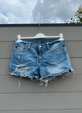 Short Taille Haute Levi's 501 en Jean Déchiré Bleu W27, marque: Levi's, état: Très bon état, taille: S / 36 / 8, 8,00 €, 9,10 € Protection acheteurs incluse
