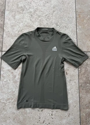 Adidas Techfit ClimaCool T-shirt compression – S, marque: adidas, état: Bon état, taille: S, 15,00 €, 16,45 € Protection acheteurs incluse