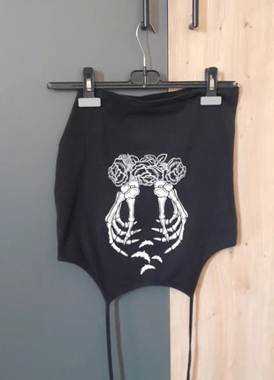 Goth super light skullhand/bat halter top., brand: nobrand, condizioni: Buone, taglia: S / IT 40 / EU 36, €6.00, €7.00 include la Protezione acquisti