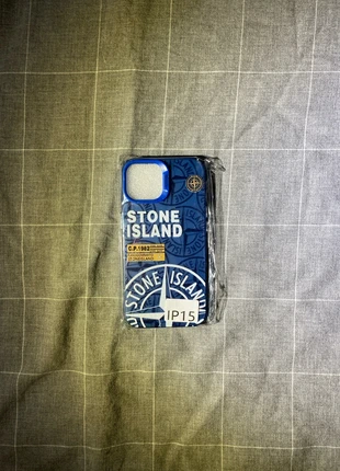 Coque Stone Island, bleu, iPhone 15, marque: Concept, état: Neuf avec étiquette, 4,75 €, 5,69 € Protection acheteurs incluse