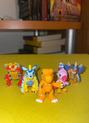 Statuette Digimon anni 2000, marke: Digimon, zustand: Sehr gut, größe: Frühchen, bis 44, 7,90 €, 9,00 € inklusive Vinted-Käuferschutz
