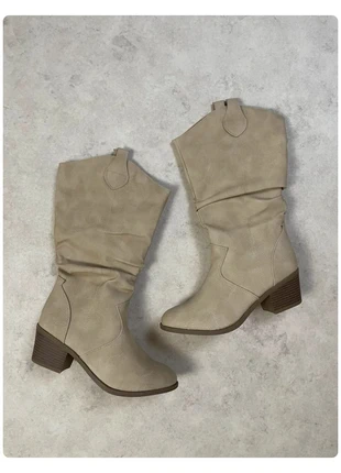 Bottes Mi-Hautes Beige Santiags Taille 38 Femmes Vintage Neuve été, brand: Vintage Dressing, condition: New without tags, size: 38, €29.90, €32.10 includes Buyer Protection Pro