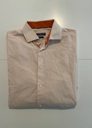 Chemise Tommy Hilfiger – Élégance Classique, marke: Tommy Hilfiger, zustand: Sehr gut, größe: L, 6,00 €, 7,00 € beinhaltet Vinted-Käuferschutz Pro