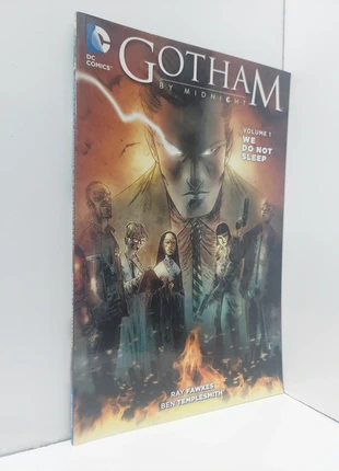 TPB Gotham By Midnight, estado: Muito bom, €5.00, €5.95 inclui Proteção do Comprador
