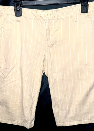 L.E.I Tan Size 9 Capris with Pink and White Pinstripes, brand: L.e.i., condition: Very good, size: M / UK 12-14, £12.09, £13.39 includes Buyer Protection