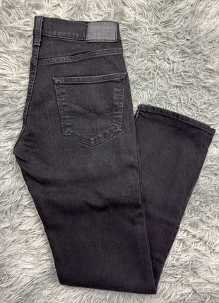 Jean slim noir femme women denizen from Levi’s w28 x l30 JLM052, marque: Levi's, état: Très bon état, taille: M / 38 / 10, 20,00 €, 21,70 € Protection acheteurs (Pro) incluse