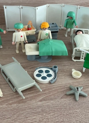 Playmobil salle d’opération vintage, marca: Playmobil, estado: Bueno, tamaño: 4 años / 104 cm, 17,99 €, 19,59 € Protección al comprador incluida