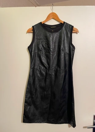 Robe noir en cuir, brand: Noir, condition: Very good, size: M / 38 / 10, €20.00, €21.70 includes Buyer Protection