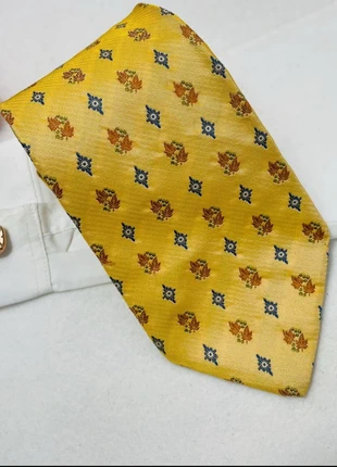 🔥 Cravate Dormeuil en soie. Italie. 9,5 cm. Jaune médaillon., marque: Dormeuil, état: Très bon état, 19,00 €, 20,65 € Protection acheteurs (Pro) incluse