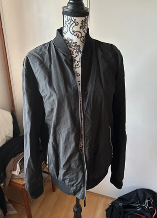 Blouson homme, marque: Jack & Jones, état: Très bon état, taille: L, 10,00 €, 11,20 € Protection acheteurs incluse