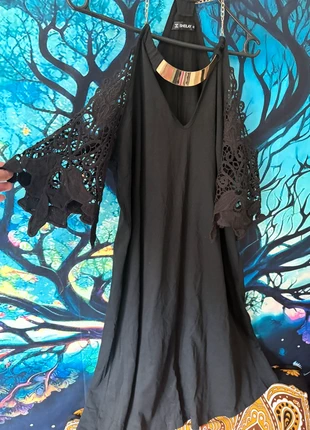 Petite Robe noire courte broderie avec collier, brand: Sheilay, condition: Very good, size: L / 40 / 12, €5.00, €5.95 includes Buyer Protection