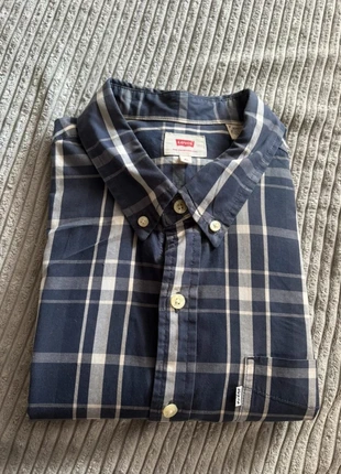 Chemise Lévis en très bon état taille XL Chemise 57, marque: Levi's, état: Très bon état, taille: XL, 16,00 €, 17,50 € Protection acheteurs incluse