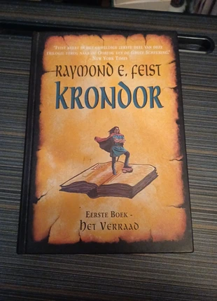 Krondor boek 1 Raymond E. Feist, staat: Goed, € 7,50, € 8,58 inclusief Kopersbescherming