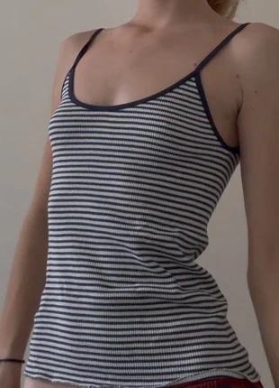 débardeur long, marke: Brandy Melville, zustand: Sehr gut, größe: Einheitsgröße, 4,00 €, 4,90 € inklusive Vinted-Käuferschutz