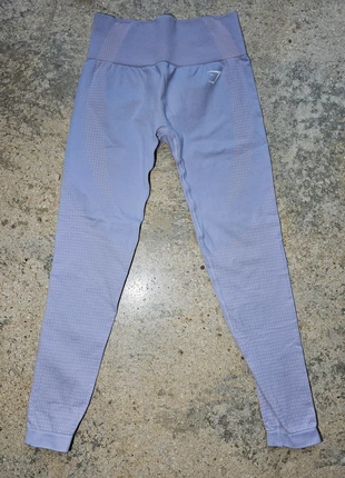 Legging Gymshark fitness / musculation Lila Taille S, marke: Gymshark, zustand: Neu, größe: S / 36 / 8, 20,00 €, 21,70 € inklusive Vinted-Käuferschutz