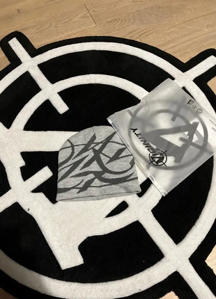 Bonnet vicinity y2k gris, marke: Vicinity, zustand: Neu, mit Etikett, größe: Einheitsgröße, 22,00 €, 23,80 € inklusive Vinted-Käuferschutz