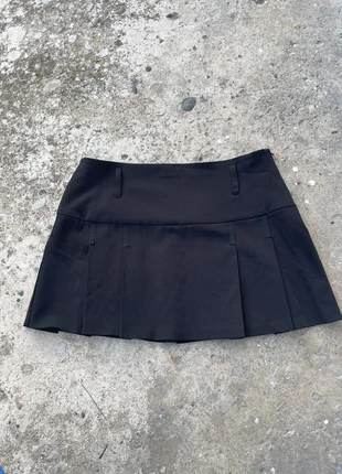 Minigonna skort nera a pieghe M – vita bassa, stile college Y2K Gilmore vibes, brand: College, condizioni: Ottime, taglia: M / IT 42 / EU 38, €12.99, €14.34 include la Protezione acquisti