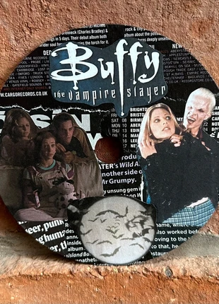 Buffy the Vampire slayer Decorative Disc, condition: New without tags, £5.50, £6.24 includes Buyer Protection