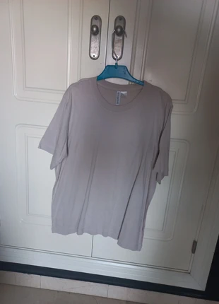 Camiseta beige, marca: H&M Divided, estado: Nuevo sin etiquetas, tamaño: S, 1,00 €, 1,75 € Protección al comprador incluida