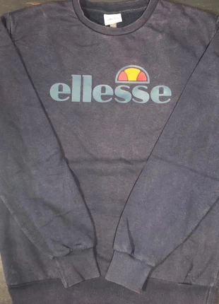 Pull Ellesse taille L Marine / noir, marke: Ellesse, zustand: Gut, größe: L, 5,00 €, 5,95 € inklusive Vinted-Käuferschutz