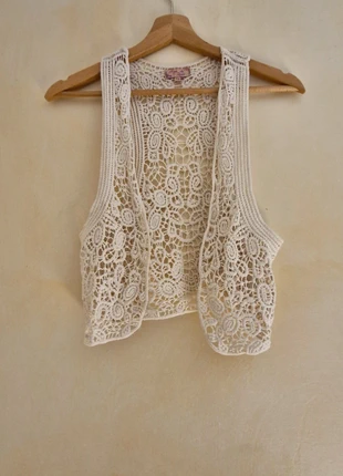 Gilet court type bohème, brand: Purple Queen, condition: Good, size: XS / 34 / 6, €2.00, €2.80 includes Buyer Protection