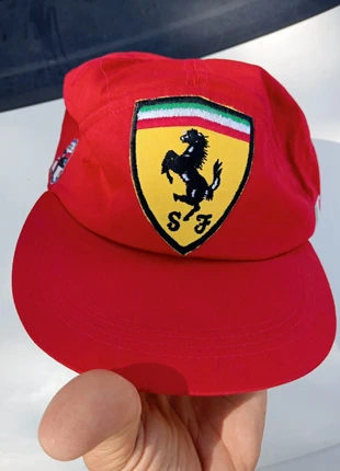 Ferrari vintage’90 SnapBack cap, brand: Ferrari, condizioni: Ottime, taglia: Taglia unica, €20.00, €21.70 include la Protezione acquisti