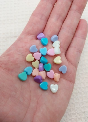 Perles cœur multicolore acrylique - 25pcs A0347, merk: Création Bijoux, staat: Nieuw zonder prijskaartje, € 2,25, € 3,06 inclusief Kopersbescherming Pro