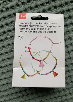 Armbandjes maken, merk: Hema, staat: Nieuw met prijskaartje, maat: Universeel, € 3,00, € 3,85 inclusief Kopersbescherming