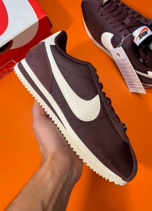 Nike Cortez Burgundy Bordeaux Taille 38, marque: Nike, état: Très bon état, taille: 38, 129,00 €, 136,15 € Protection acheteurs (Pro) incluse