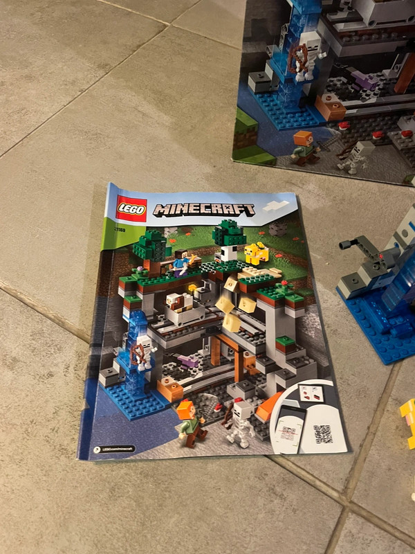 Lego Minecraft 21169 - photo numéro 3