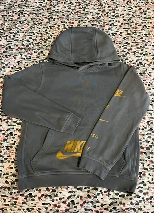 👕 Sweat Nike gris à capuche – taille L, marque: Nike, état: Neuf sans étiquette, taille: L, 5,50 €, 6,48 € Protection acheteurs incluse
