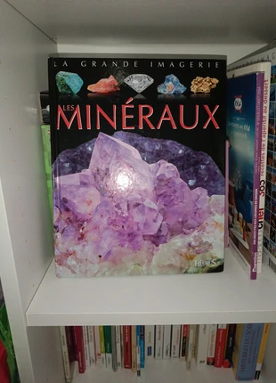 La grande imagerie des minéraux, état: Bon état, 2,00 €, 2,80 € Protection acheteurs incluse