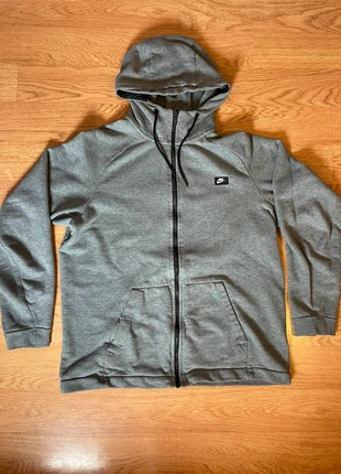 Sweat capuche Nike gris taille XL, brand: Nike, condizioni: Nuovo senza cartellino, taglia: XL, €20.00, €21.70 include la Protezione acquisti