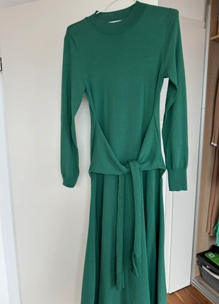 Robe mango, marke: Mango, zustand: Sehr gut, größe: M / 38 / 10, 10,00 €, 11,20 € inklusive Vinted-Käuferschutz