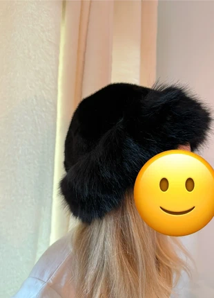 Toque bonnet femme fausse fourrure hiver, état: Neuf sans étiquette, taille: Taille unique, 8,00 €, 9,10 € Protection acheteurs incluse
