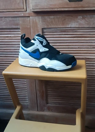 Nike air edge 2 mid rare vintage 1994 taille 9.5us 43eur, brand: Nike, condizioni: Nuovo senza cartellino, taglia: 43, €140.00, €147.70 include la Protezione acquisti