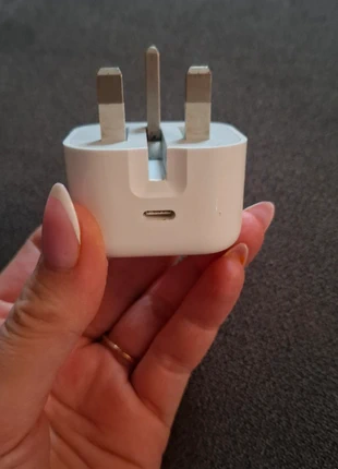 IPhone Adapter, brand: Apple, condition: Very good, £5.00, £5.95 includes Buyer Protection
