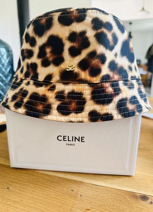 Superbe bob Sandro imprimé Léopard • réversible • taille unique, brand: Sandro, condition: Very good, size: One size, €40.00, €42.70 includes Buyer Protection