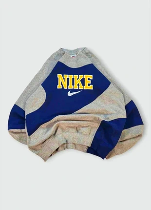 Nike Sweatshirt Marine / Gris Taille M - Y2K Vintage USA Retro Boxy Baggy, merk: Nike, staat: Heel goed, maat: M, € 32,90, € 35,25 inclusief Kopersbescherming