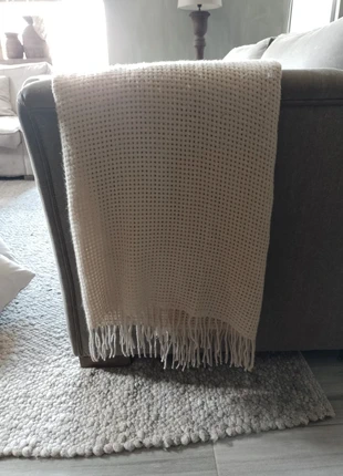 Mooi plaid, staat: Heel goed, € 3,00, € 3,85 inclusief Kopersbescherming