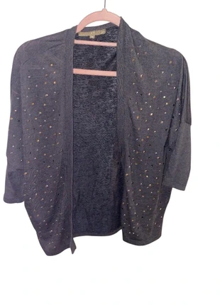 🌸 Léger gilet 🌸, merk: Gold & Silver, staat: Goed, maat: Universele maat, € 2,00, € 2,80 inclusief Kopersbescherming