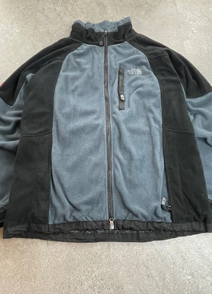 Veste polaire the north face goretex taille L homme logo brodé bleu/ noir, marke: The North Face, zustand: Gut, größe: L, 24,00 €, 25,90 € inklusive Vinted-Käuferschutz