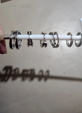 4 Pairs of Ladies Earrings, condition: New without tags, £2.00, £2.80 includes Buyer Protection