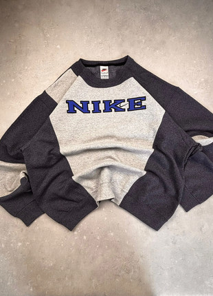 Nike Sweatshirt Noir/Gris Taille L – Y2K Vintage USA Retro Boxy Baggy, marca: Nike, estado: Muito bom, tamanho: L, €24.90, €26.85 inclui Proteção do Comprador