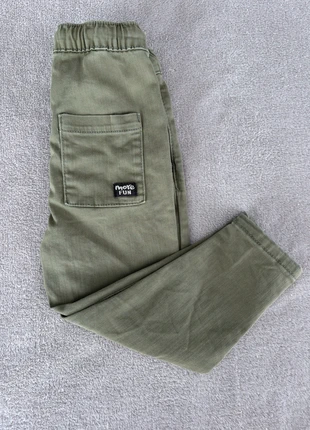 Pantalon Kaki Gémo 24 mois, marque: Gémo, état: Neuf sans étiquette, taille: 18-24 mois / 86 cm, 4,00 €, 4,90 € Protection acheteurs incluse