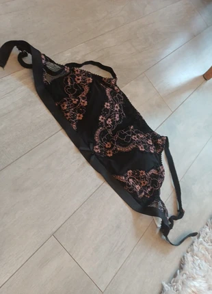 Soutien gorge M noir motif dentelle Sophie b, marca: Sophie, estado: Muy bueno, tamaño: M, 1,50 €, 2,28 € Protección al comprador incluida