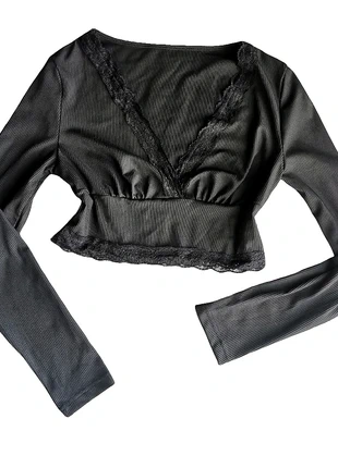 Top noir court cache cœur décolleté dentelle manches longues moulant côtelé, merk: COQUETTE, staat: Heel goed, maat: XS / 34 / 6, € 12,90, € 14,25 inclusief Kopersbescherming