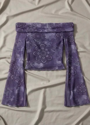 Haut violet épaules dénudées manches évasées – Taille S, marke: Aesthetic, zustand: Sehr gut, größe: S / 36 / 8, 25,60 €, 27,58 € inklusive Vinted-Käuferschutz