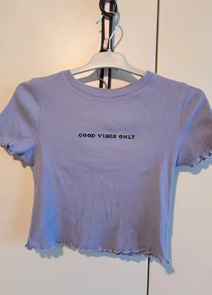 Maglietta lilla good vibes only, brand: Terranova, condizioni: Ottime, taglia: XS / IT 38 / EU 34, €1.00, €1.75 include la Protezione acquisti