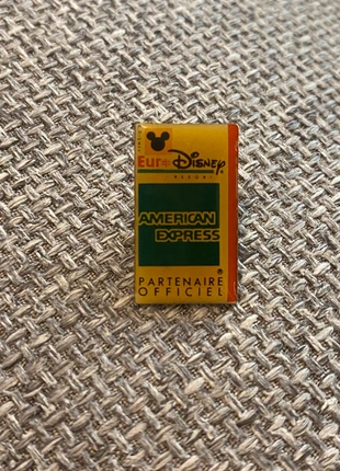 Pins Euro Disney American Express, brand: Disney, condizioni: Ottime, €5.00, €5.95 include la Protezione acquisti